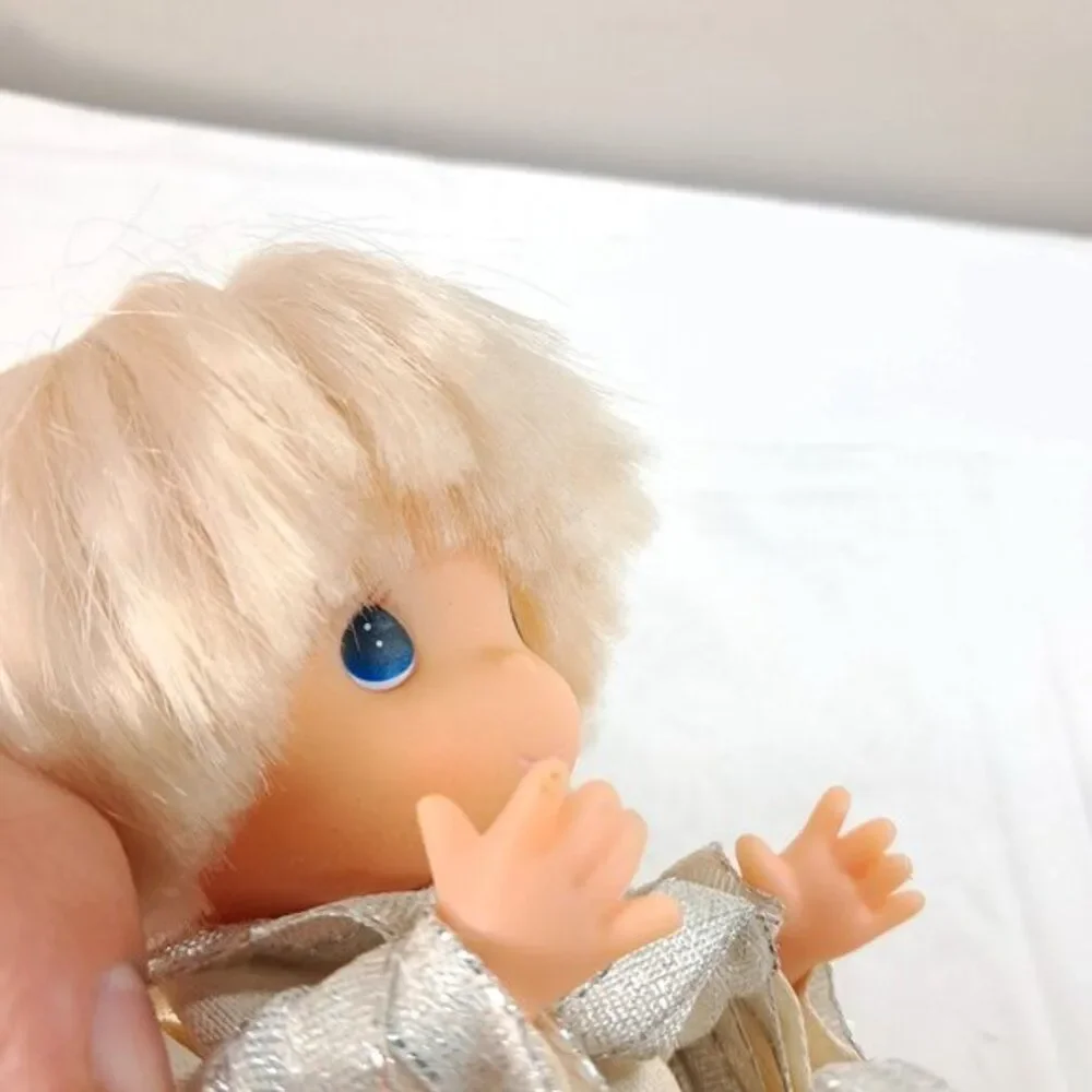 PRECIOUS MOMENTS FLYING ANGEL DOLL HANGING‎ ORNAMENT silver blonde boy Vintage
